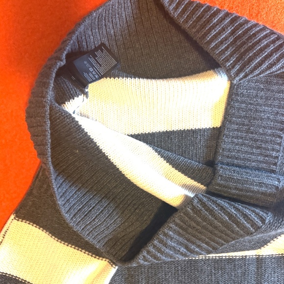 H&M Premium Label gray and cream stripe wool and cashmere turtleneck sweater NWT - Picture 13 of 14